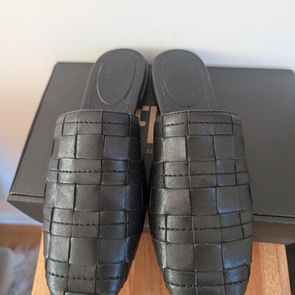Frye Cara Woven slides clogs 8.5 never worn